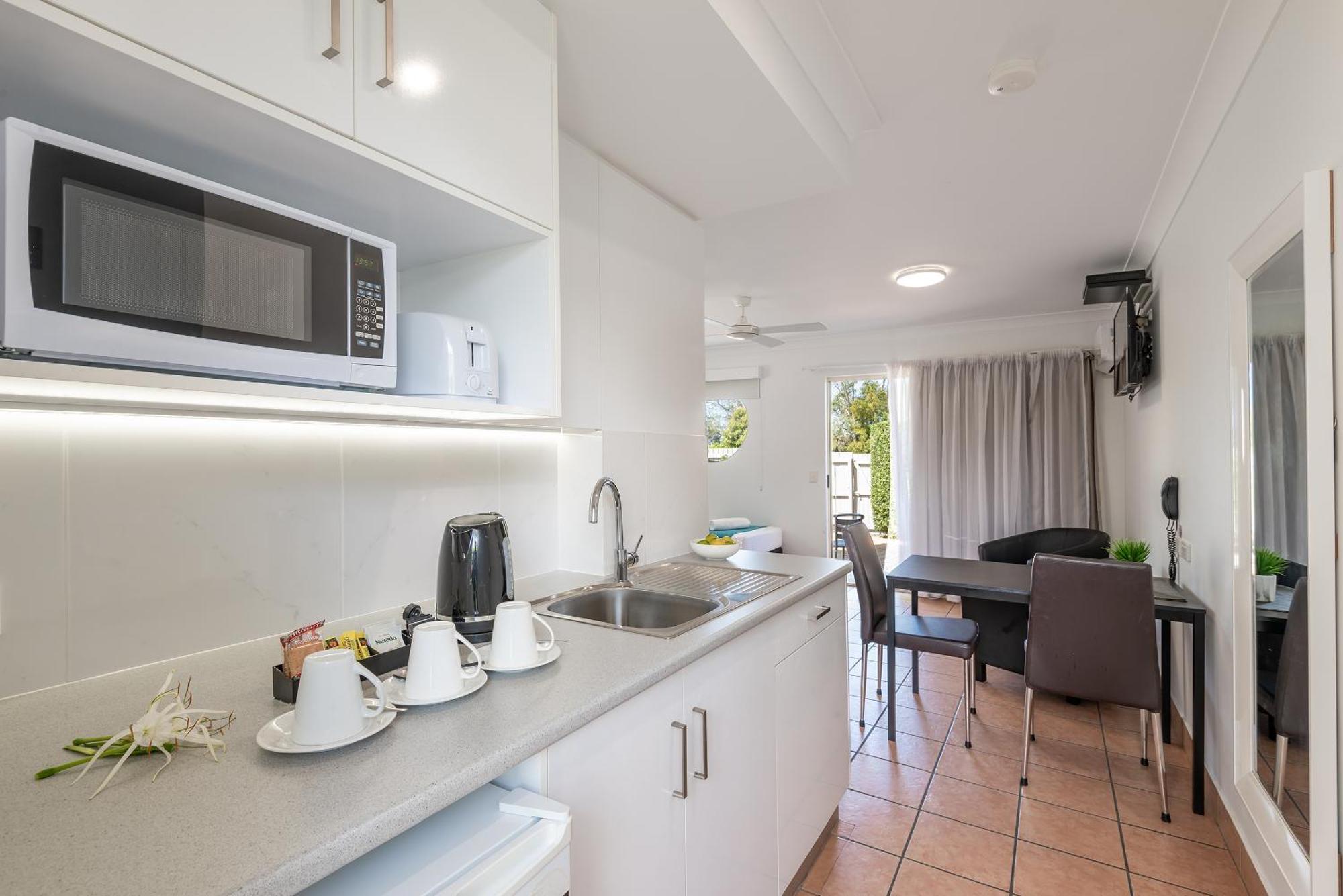 Anchor Motel Noosa Нусавиль Экстерьер фото