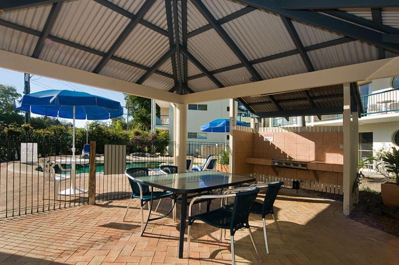 Anchor Motel Noosa Нусавиль Экстерьер фото