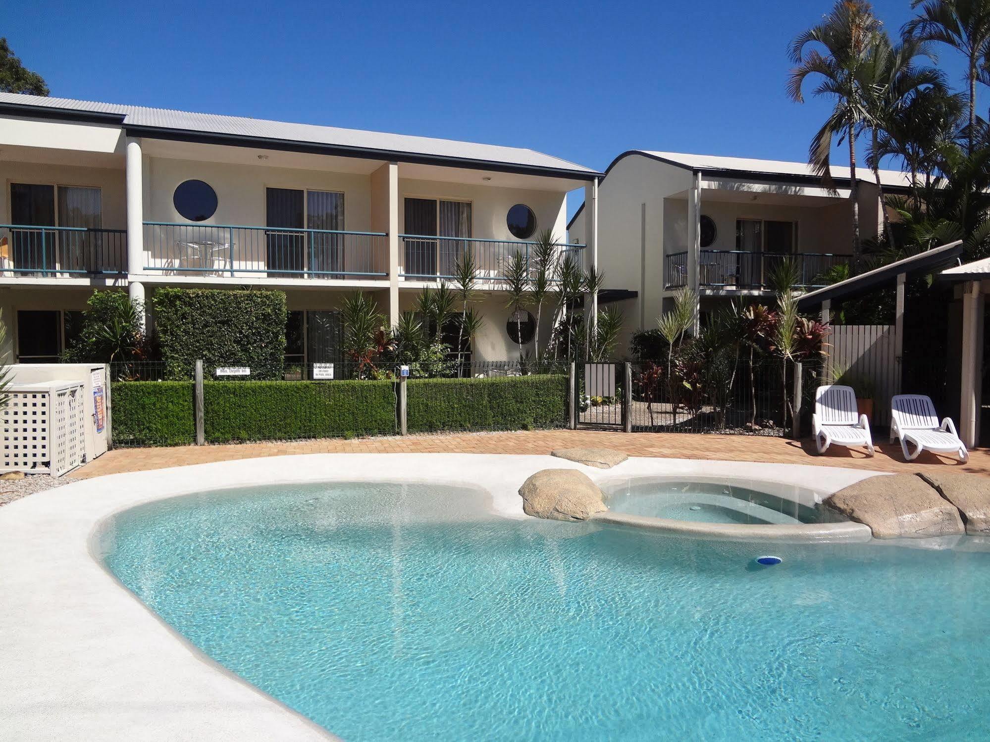 Anchor Motel Noosa Нусавиль Экстерьер фото
